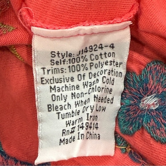 Johnny Was XS Embroidered Celina Tank Top Raw Edge V-Neck Peacock Floral Coral - Picture 14 of 14